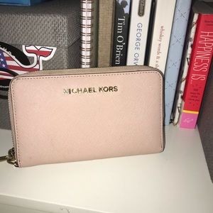 Michael kors wallet